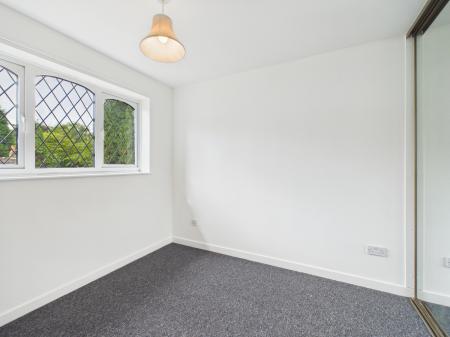 1 bedroom Flat to let in Castle Ridge, Newcastle-under-Lyme, ST5