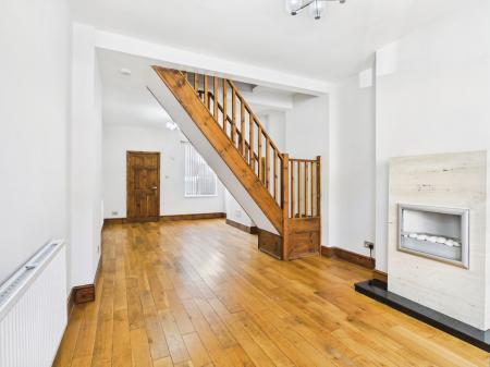 2 bedroom Terraced House for sale in Stanley Road, Hartshill, Hartshill, ST4