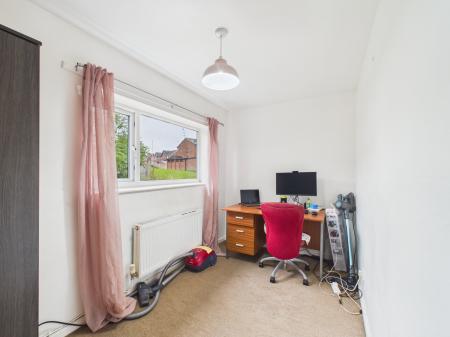2 bedroom Maisonette for sale in Souldern Way, Longton, ST3