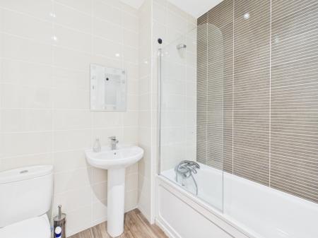 2 bedroom Terraced House to let in Kiln View, Hanley, ST1