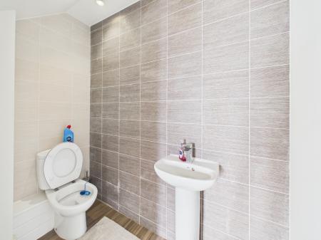 2 bedroom Terraced House to let in Kiln View, Hanley, ST1
