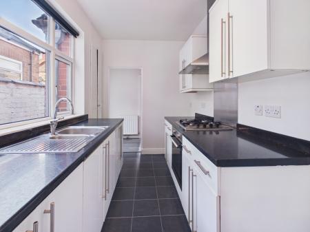2 bedroom Terraced House to let in Campbell Terrace, Birches Head, Stoke-on-Trent, ST1
