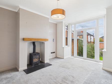 3 bedroom Semi-detached house to let in Nelson Road, Hartshill, Hartshill, ST4