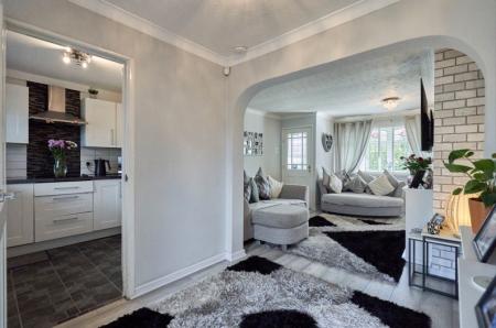 3 bedroom Terraced House for sale in Arbourfield Drive, Stoke-on-Trent, ST2