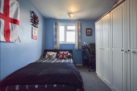 3 bedroom Terraced House for sale in Arbourfield Drive, Stoke-on-Trent, ST2