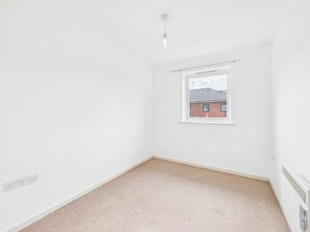 2 bedroom Flat to let in Penstock Drive, Lock 38, Cliffe Vale, Stoke-on-Trent, ST4