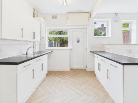 2 bedroom Terraced House to let in Wignall Road, Sandyford, ST6