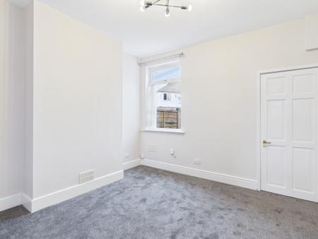 2 bedroom Terraced House for sale in Hartshill Road, Hartshill, Hartshill, ST4