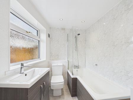2 bedroom Terraced House for sale in Hartshill Road, Hartshill, Hartshill, ST4