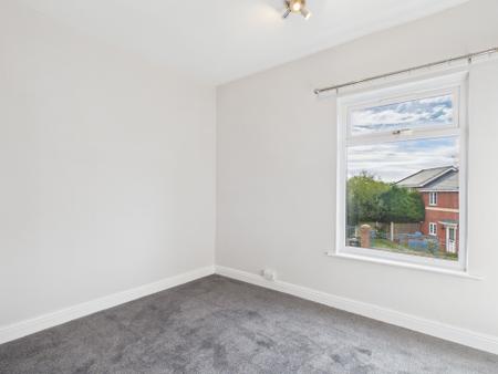 2 bedroom Terraced House for sale in Hartshill Road, Hartshill, Hartshill, ST4