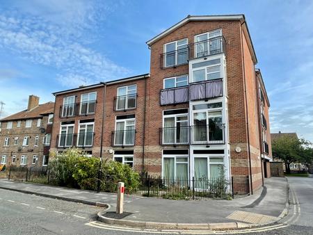 1 bedroom Flat for sale in Leyburn House, Del Pyke, York, YO31