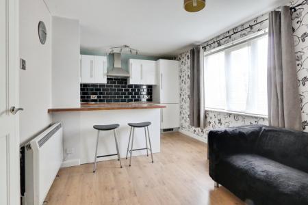 1 bedroom Flat for sale in Matmer Court, York, YO10