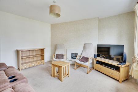 2 bedroom Flat for sale in West Moor Flats, Fordlands Crescent, Fulford, YO19