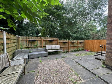 2 bedroom Semi-detached house to let in Melrose Close, York, YO31