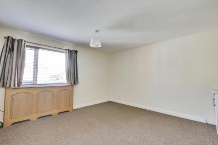 2 bedroom Semi-detached house to let in Melrose Close, York, YO31