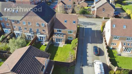 4 bedroom Detached house to let in Principal Rise, Dringhouses, York, YO24