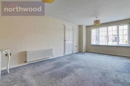 4 bedroom Detached house to let in Principal Rise, Dringhouses, York, YO24