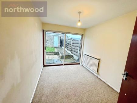 3 bedroom Semi-detached house to let in The Paddock, Boroughbridge Road, York, YO26