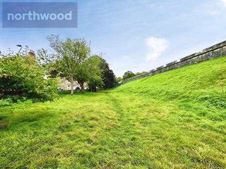 2 bedroom Terraced House to let in Hampden Street, York, YO1