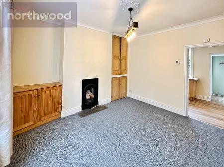 2 bedroom Terraced House to let in Hampden Street, York, YO1
