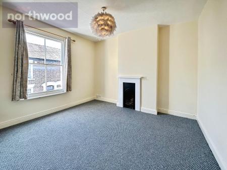 2 bedroom Terraced House to let in Hampden Street, York, YO1