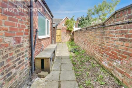 2 bedroom Terraced House to let in Walpole Street, Haxby Road, York, YO31