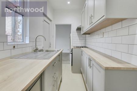 2 bedroom Terraced House to let in Walpole Street, Haxby Road, York, YO31