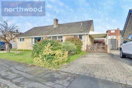 2 bedroom Semi-detached bungalow for sale in Ullswater, York, YO24