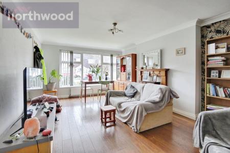 2 bedroom Semi-detached bungalow for sale in Ullswater, York, YO24