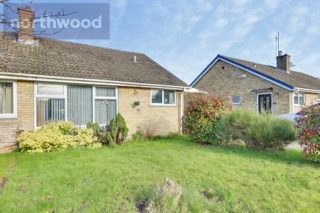 2 bedroom Semi-detached bungalow for sale in Ullswater, York, YO24