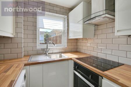 1 bedroom Mews house to let in Foxwood Lane, Acomb, York, YO24