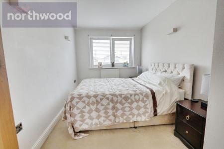 5 bedroom Semi-detached house for sale in Tedder Road, York, YO24