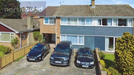 5 bedroom Semi-detached house for sale in Tedder Road, York, YO24