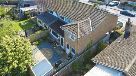 4 bedroom Semi-detached house for sale in Tedder Road, York, YO24