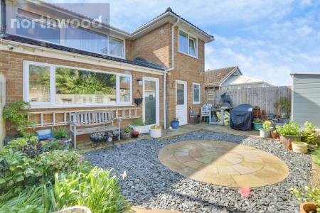 5 bedroom Semi-detached house for sale in Tedder Road, York, YO24