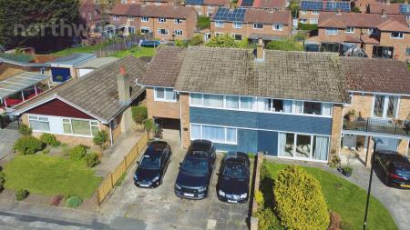 5 bedroom Semi-detached house for sale in Tedder Road, York, YO24