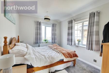 4 bedroom Detached house to let in Eastfield Lane, Dunnington, York, YO19