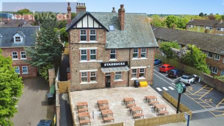 2 bedroom Flat to let in Bay Horse, Main Street