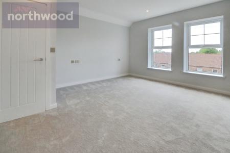 3 bedroom Flat to let in Bay Horse, Main Street