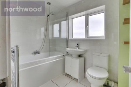 2 bedroom Semi-detached house for sale in Carron Crescent, Woodthorpe, York, YO24