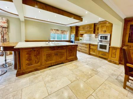 4 bedroom Detached house to let in Stillington Road, Sutton On The Forest, York, YO61