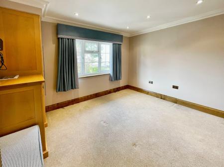 4 bedroom Detached house to let in Stillington Road, Sutton On The Forest, York, YO61