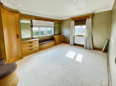 4 bedroom Detached house to let in Stillington Road, Sutton On The Forest, York, YO61