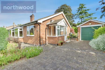 2 bedroom Semi-detached bungalow for sale in Aldersyde, York, YO24