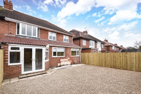 1 bedroom House share to let in Southolme Drive, York, YO30