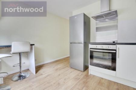 2 bedroom Terraced House to let in Sycamore Close, Skelton, York, YO30