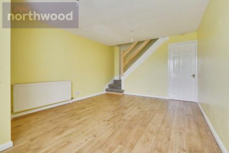 2 bedroom Terraced House to let in Sycamore Close, Skelton, York, YO30