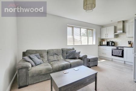 2 bedroom Flat for sale in Foxwood Lane, York, YO24