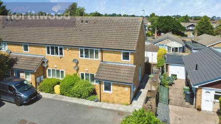 2 bedroom Flat for sale in Foxwood Lane, York, YO24