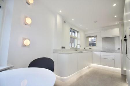 1 bedroom Flat to let in St Andrewgate, City Centre, York, YO1